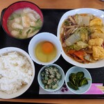 食堂 色川