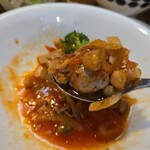 キッチン ブルー グローブ - チキンとビーンズ