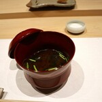 鮨 菜とい - 赤だし、なめこ