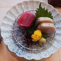 荒井屋 本店 - マグロとサワラのお造り