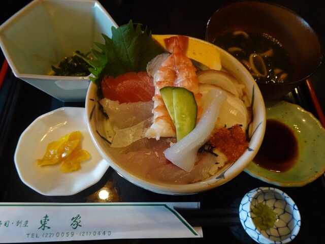 東家寿司割ぽう - 南米沢（寿司）の写真