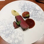 Libertemps - ○肉料理
      ・蝦夷鹿肉のグリエ