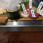 酒湊 - 馬刺し盛り合わせ