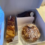 パティスリー リョーコ - プチガトーよ、君たちに会えて本当に嬉しいぜ