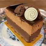 パティスリー リョーコ - どこを食べてもうんまい