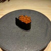 鮨 由う - 