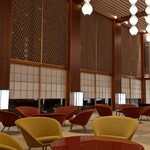 銀座 久兵衛 オークラ東京店 - ロビー　和の空間が落ち着いて素敵