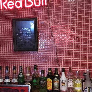 均一600元的多样饮品，畅饮干杯！还有生啤酒无限畅饮选项