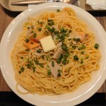 エプロント - サーモンとキノコのたらこバター大盛