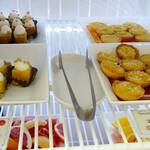 ベイクオーレ - お芋ケーキ、プチパインタルト