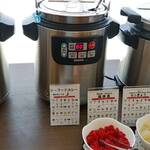 ベイクオーレ - キーマカレー、シーフードカレー、ポークビンダル―