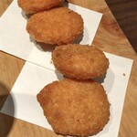 地酒と道産食材 一笑 - 蟹クリームコロッケ熱々で美味しい♡