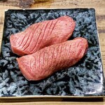 焼肉ホルモン 風土. - 特選厚切り牛タン