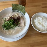 とんこつラーメン44 - 満腹セット