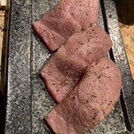 博多焼肉 結 - 肉寿司