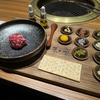 中目黒焼肉 登牛門 - 