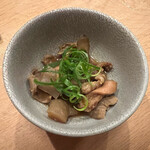 Yakitori Daruma - 松阪猪肉的内脏炖煮