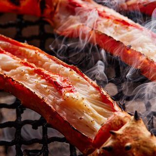 希少種「イバラガニ」炭焼きの香ばしさが旨みを更にひきたてます