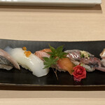 喰い切り鮨 のぶ - 900円のにぎり鮨