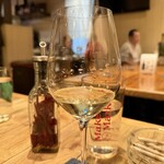 アローラ - 白ワイン　辛口