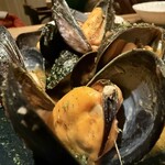 アローラ - ムール貝フレッシュトマトソース