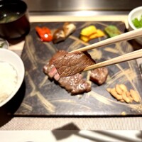 大阪鉄板焼き 神戸牛 TATARA - 