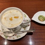 紅茶と洋酒の店 リンクス - 右は、サービスのクッキー