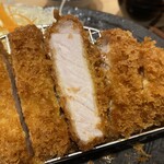 とんかつ神楽坂さくら - 肉厚13ミリ程