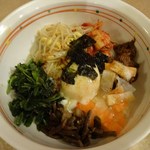 和牛焼肉 牛八 - 後で子ども達が追加したビビンバ丼