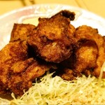 居食屋 侍々 - 鶏唐揚げ