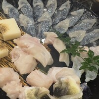 泳ぎとらふぐ活蟹料理 あじ平 曽根崎 - 