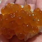 初音鮨 - イクラ