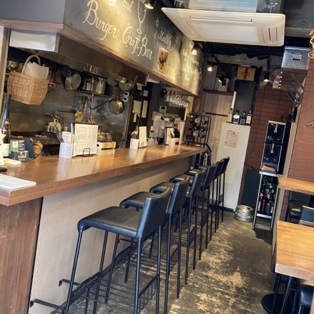 H'sBurger stand&Bar photo 4