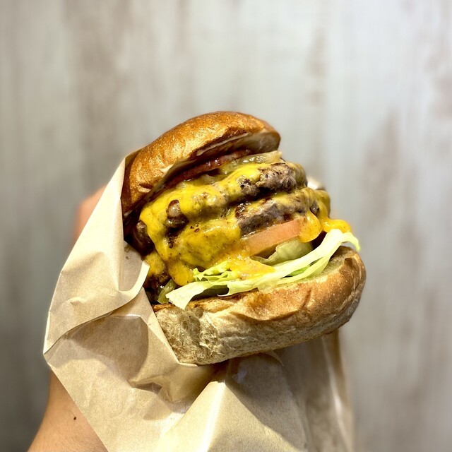 H'sBurger stand&Bar photo 2