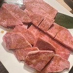 炭火極味焼肉 英 - 