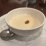 鳳仙花 - 杏仁豆腐