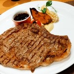 The Ranch - メインのステーキ　300ｇ