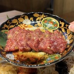 キンキン麦酒とプリっと小腸 近江牛畜産あさひ 山科駅前店 - 