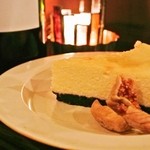 西新井 生ハム nibu - 自家製チーズケーキ　360円