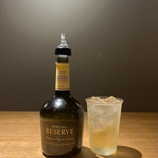 こだわりのハイボールで乾杯！ウイスキーのラインナップが充実