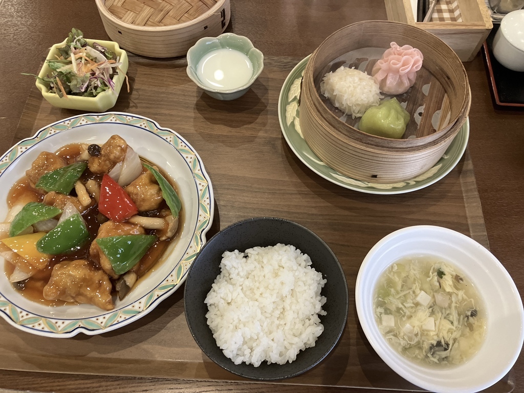 花藤　藤　紫花　/ 572 紫藤花(上京区その他/中華) | ホットペッパーグルメ