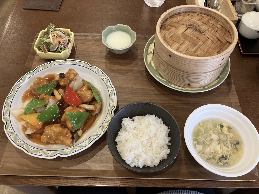 写真 : 紫藤花 （シトウカ） - 丸太町（京都市営）/中華料理