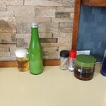 仙台屋食堂 - カウンター席上の調味料他達