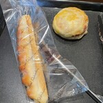 ラ ブティック ドゥ ジョエル・ロブション 丸の内ブリックスクエア店 - クロックマダム　¥760 ミルクパン　¥270