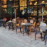 Bistro Buzz 赤坂 - 