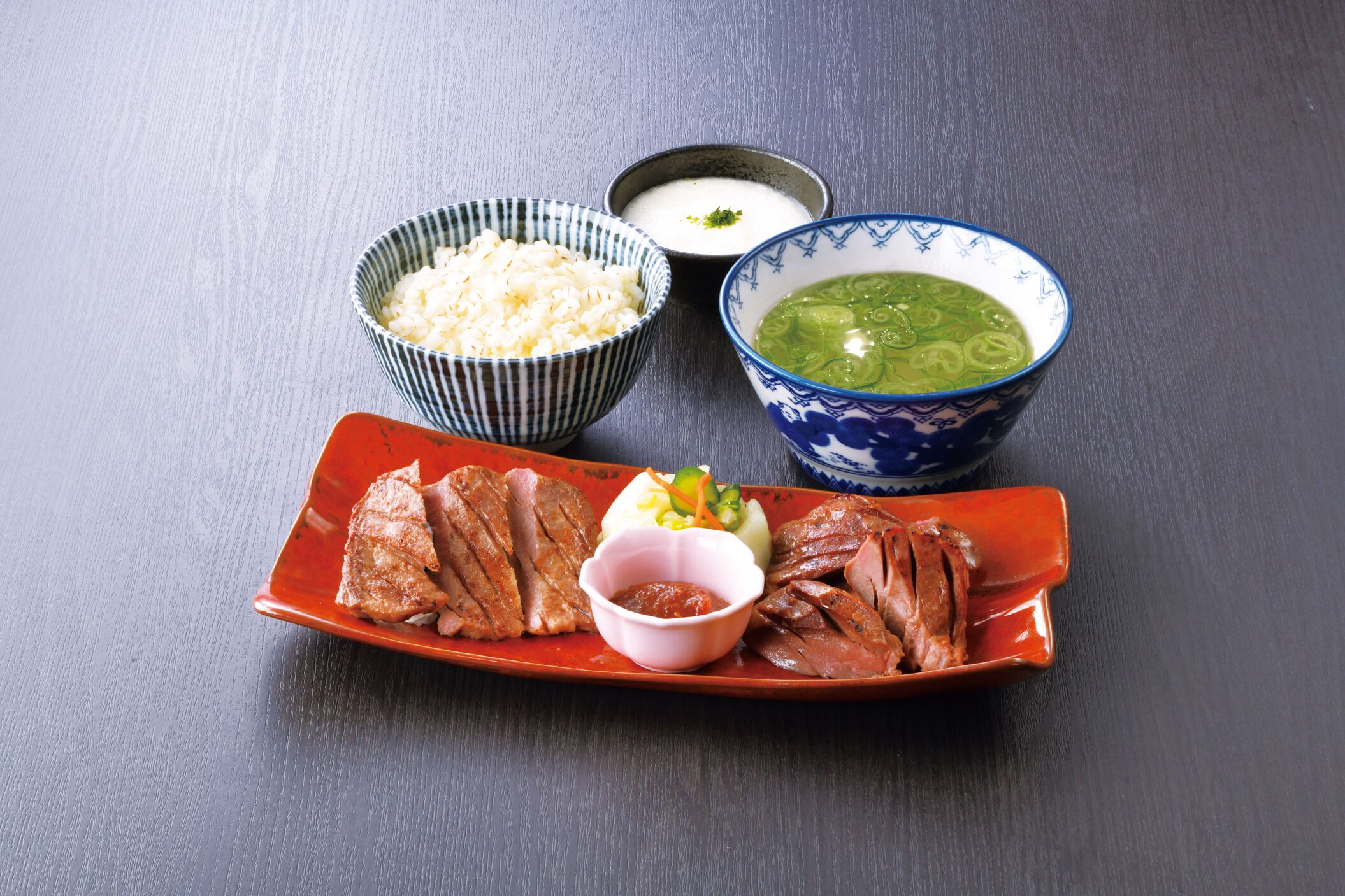 写真 : 炭焼牛たん東山 ルクア大阪店 - 大阪/焼肉 | 食べログ