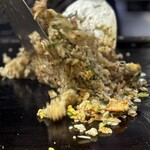 たぴおか食堂 - ※ 他の方の「焼きめし」ソースとからんで( ﾟ∀ﾟ)・;’.、ｸﾞﾊｯ!
      
      目の前でこんなんされたらほれてまうやん