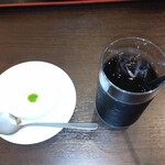 中国料理 天龍 - アイスコーヒー、杏仁豆腐