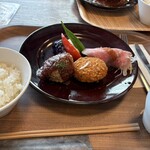 Cafe＆Dining HANAむこう - 