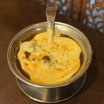 トマト - 和牛ビーフジャワカレー（チーズトッピング）